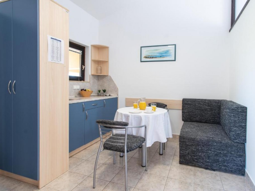Apartment Type A Ground Floor :: The Garden Booking